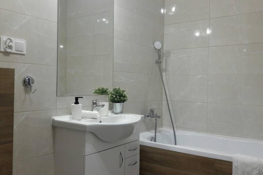 Lux Apartment close to Medicover&Paley Varsovia Exterior foto